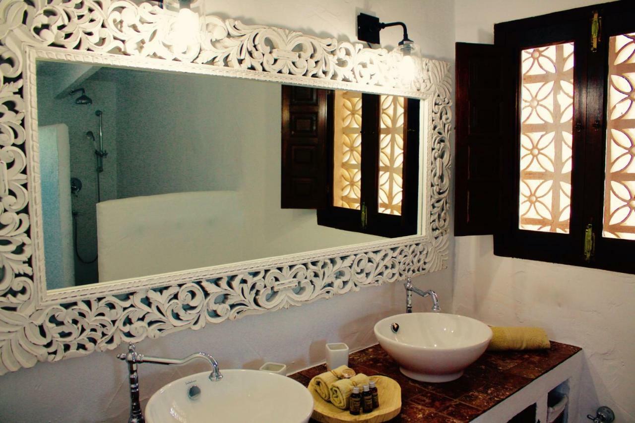 Roca Verde, Boutique Bed & Breakfast (Adults Only) อาเลาริน เดลา ตอร์เร ภายนอก รูปภาพ